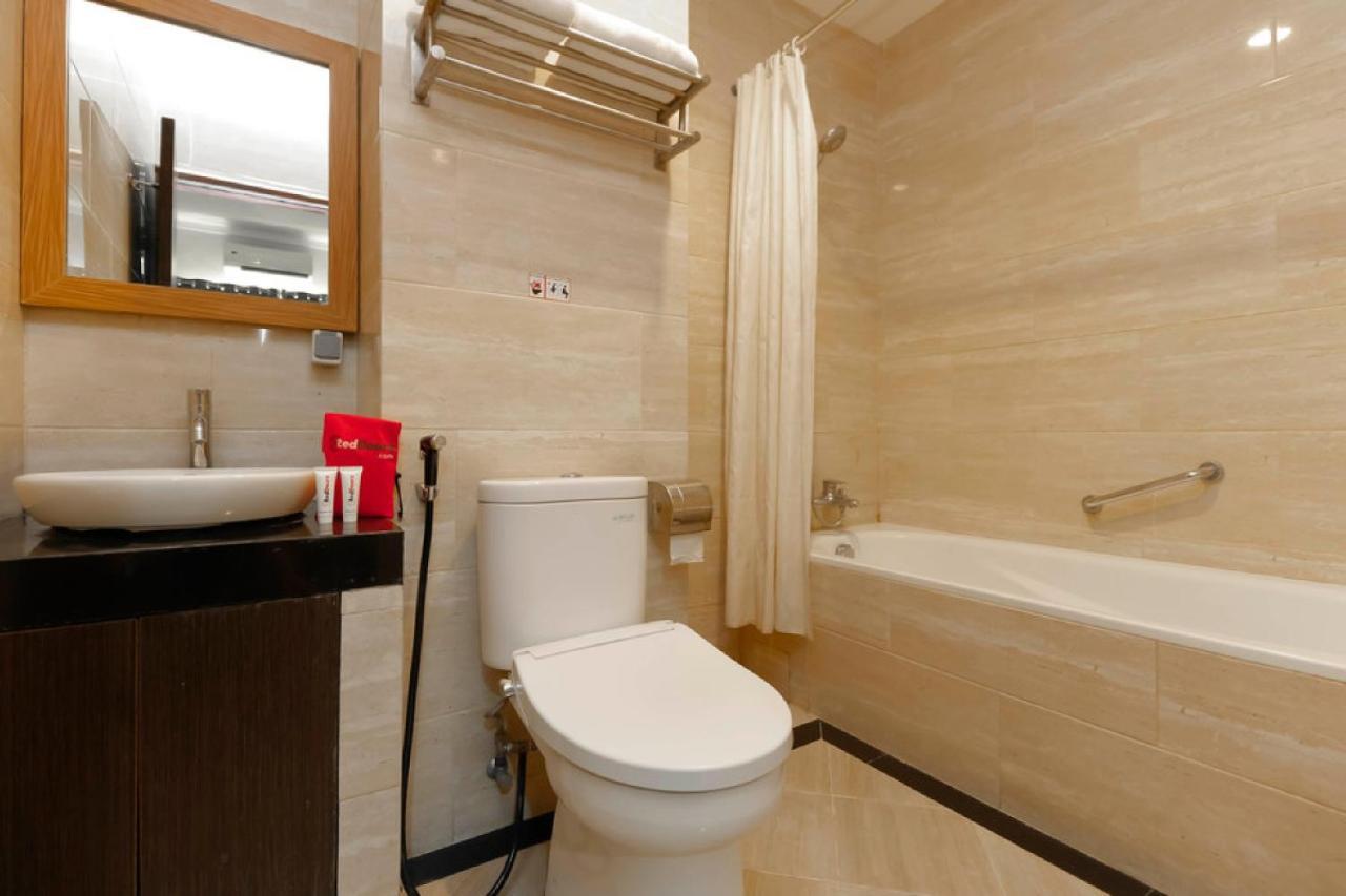 Reddoorz Plus Near Pantai Losari Makassar Eksteriør bilde